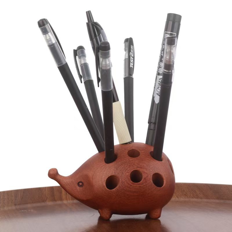 VKXK Nordic style beech/sapele hedgehog pen holder, solid wood handicraft ornaments