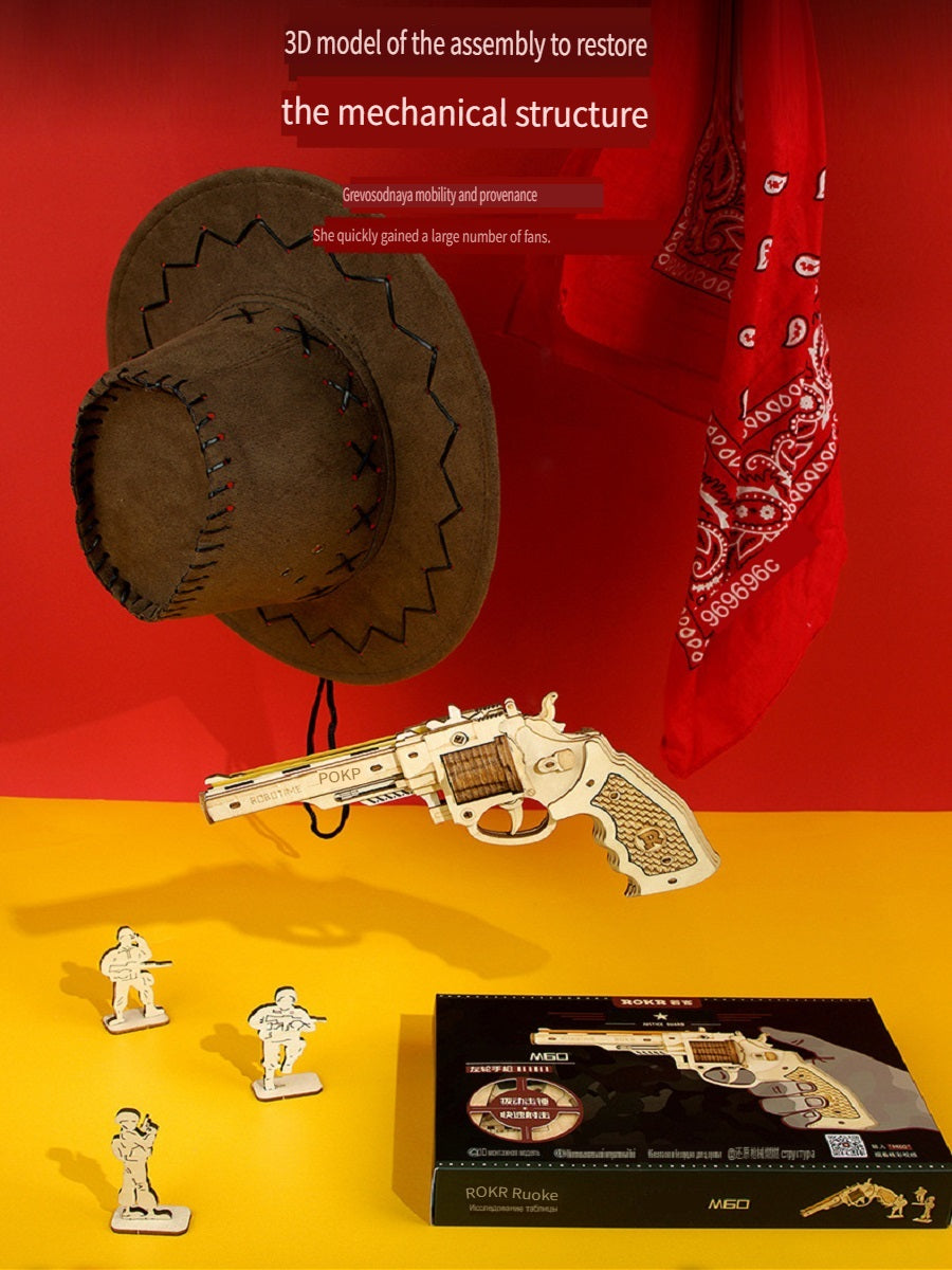 Rokr revolver Smith M60/Remington shotgun M870, made of wooden parts, can be used for shooting, handmade weapon model