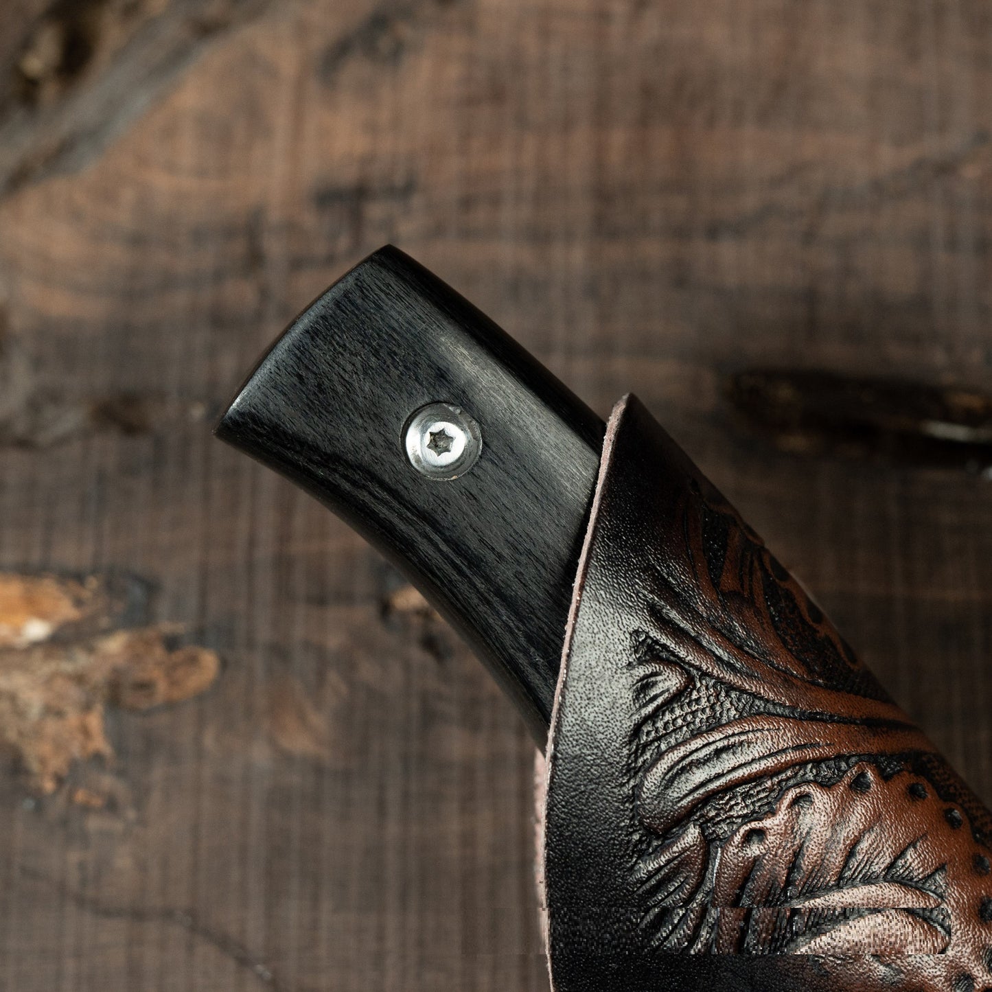 HFD Damascus steel fruit knife, hand-forged, fishbone pattern, outdoor high hardness portable knife, with leather case