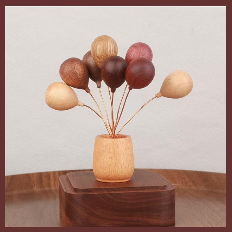 VKXK Wooden balloon figurines, car figurines, handmade