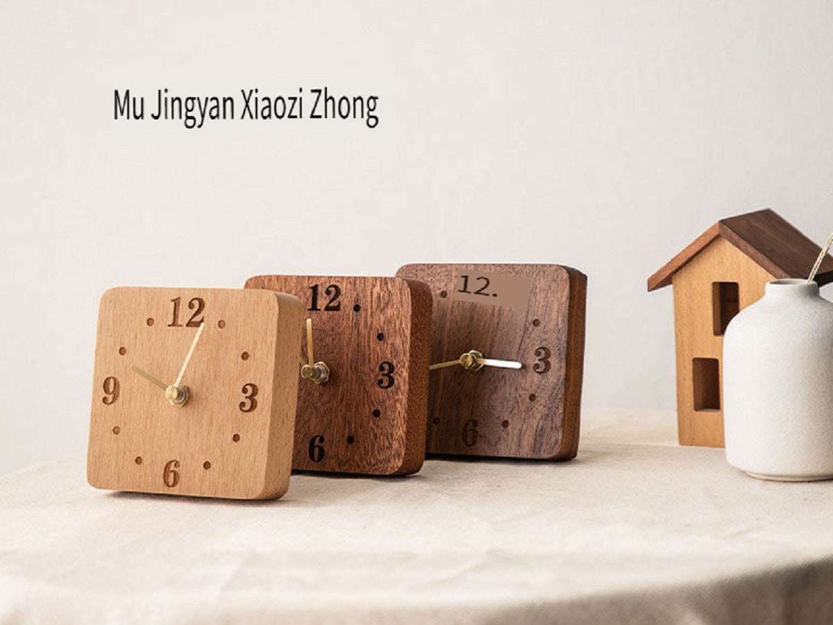 XMT  Solid wood creative simple desktop silent desk clock