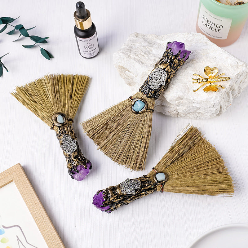 RYS A mini broom made of natural crystal, made from an amethyst tooth flower, a magical handmade broom decoration