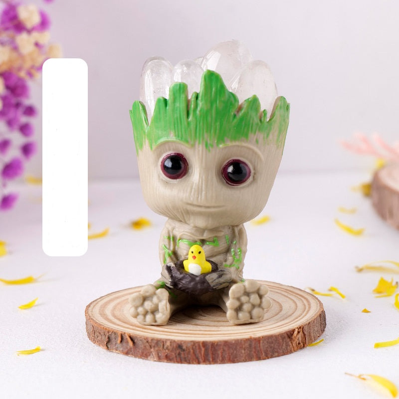 RYS Groot hand-made ornaments made of natural crystals and precious stones