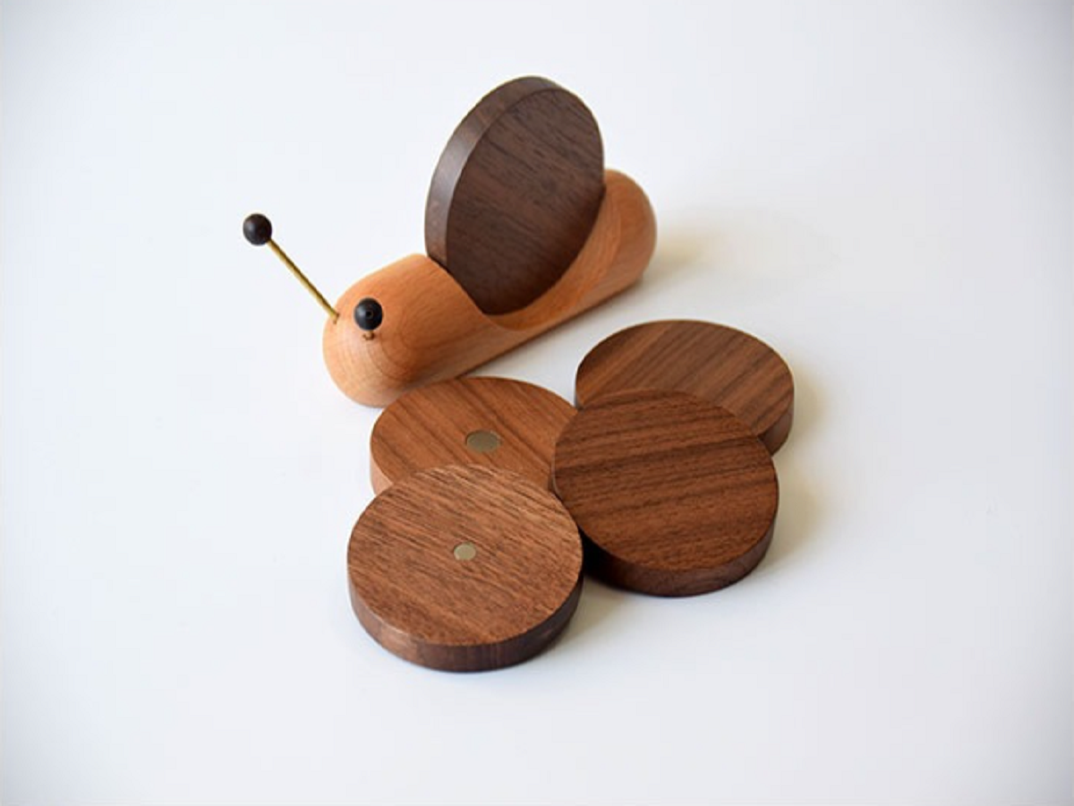 MYZD Black walnut/beech wood cartoon snail creative tea coasters, 5 pieces