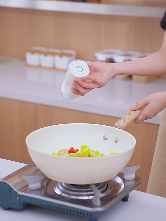 FaSoLa Kitchen push-type quantitative seasoning jar, sealed and moisture-proof